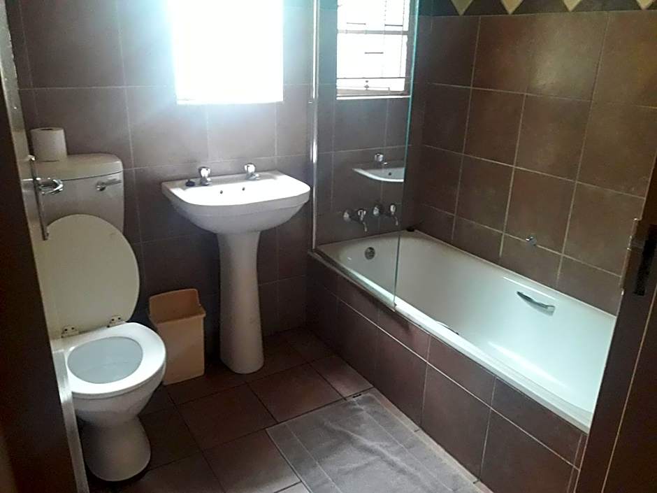 Horseshoe Inn and Conference Center