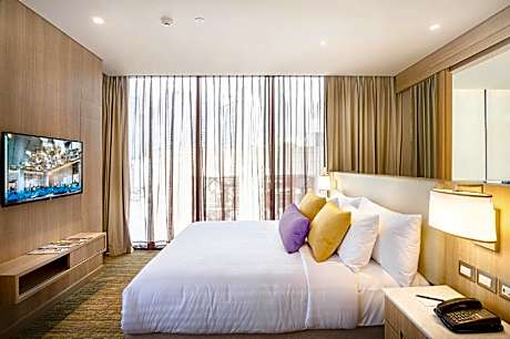 SkyView Executive Suite