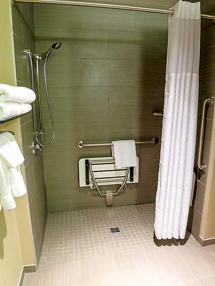 Comfort Suites Regina