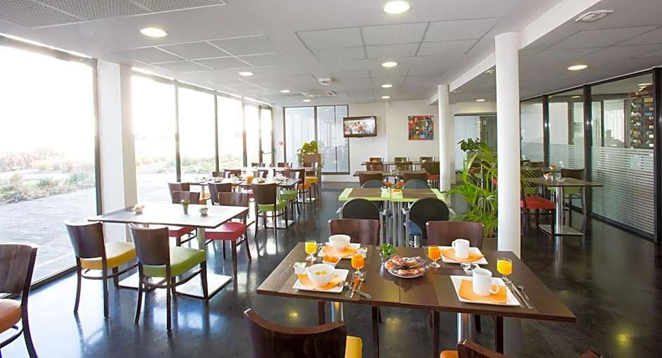 All Suites Bordeaux Lac - Parc des Expositions