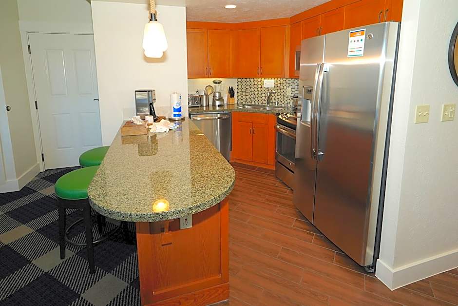 Heavenly Village Condos - Grand Residence