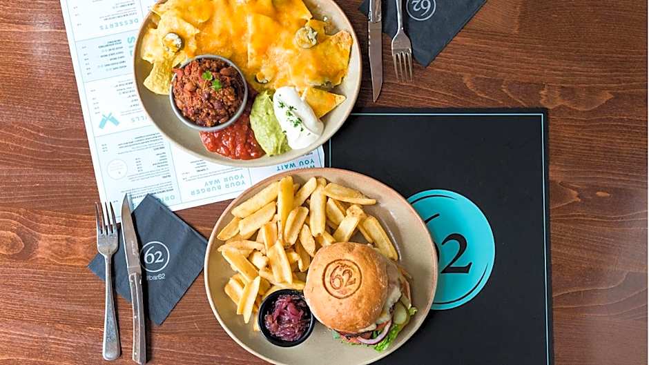 The Royal & Fortescue Hotel