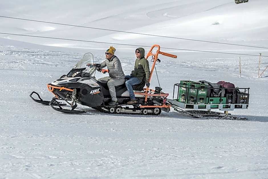 Gjaid-Alm 1739m am Dachstein-Only Accessible by Cable Car