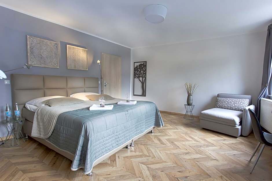 TM Suites