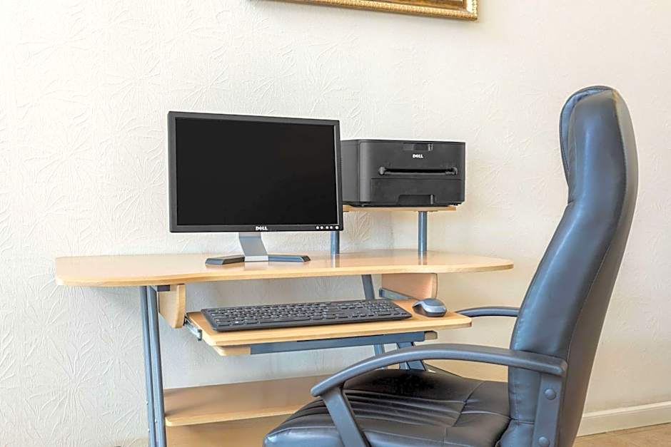 Days Inn by Wyndham Leesville