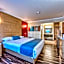 Hollywood City Inn