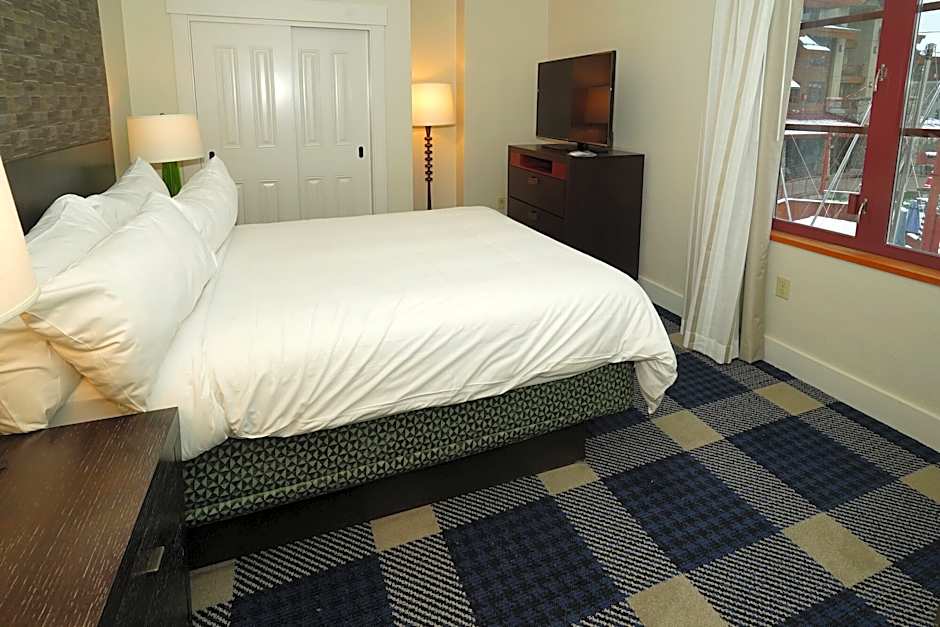 Heavenly Village Condos - Grand Residence