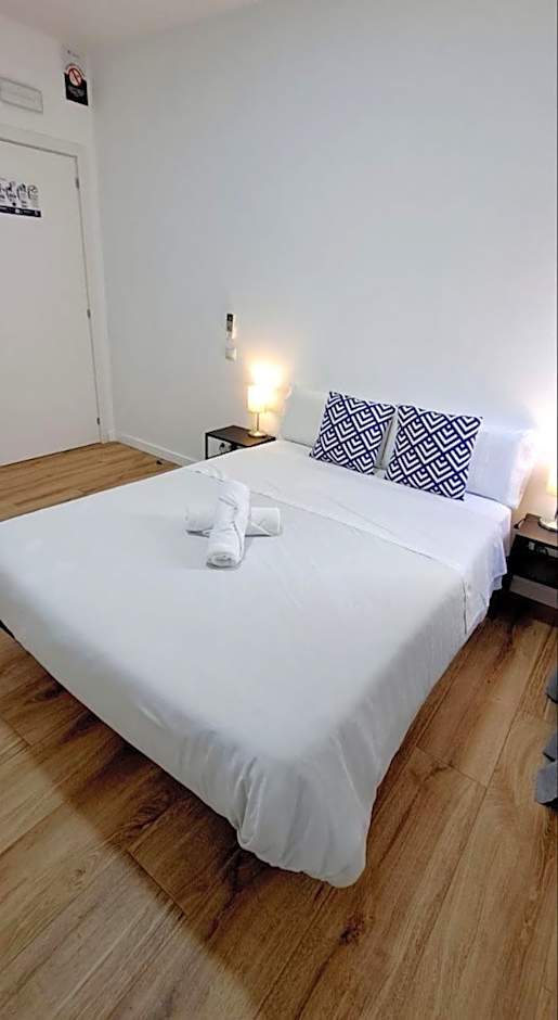 AYZ Joaquín Pol - Auto check-in property