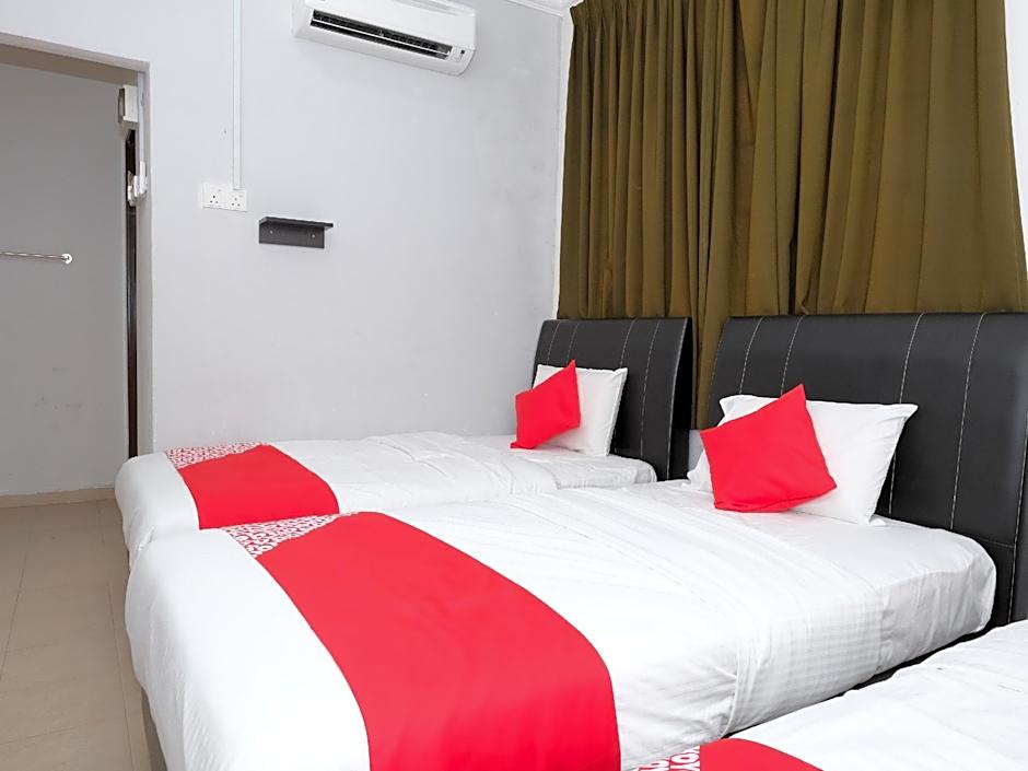 OYO 905 Hotel De'Light Villa