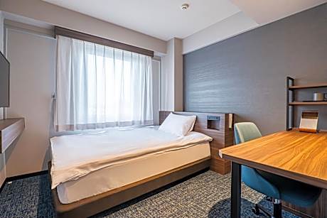 Single Room - Non-Smoking