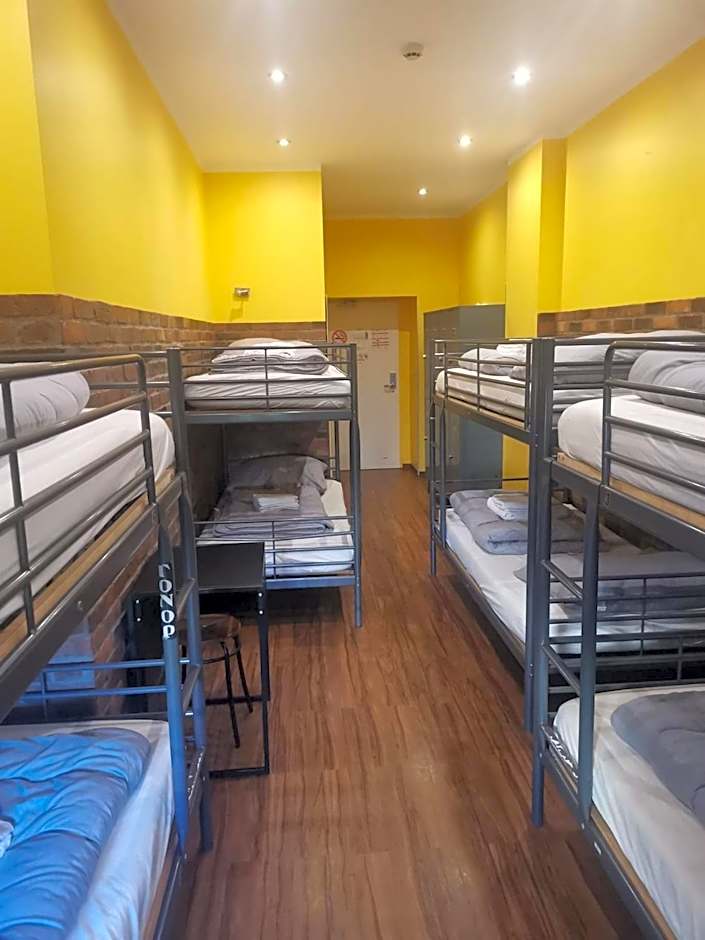 Do Step Inn Home - Hotel & Hostel