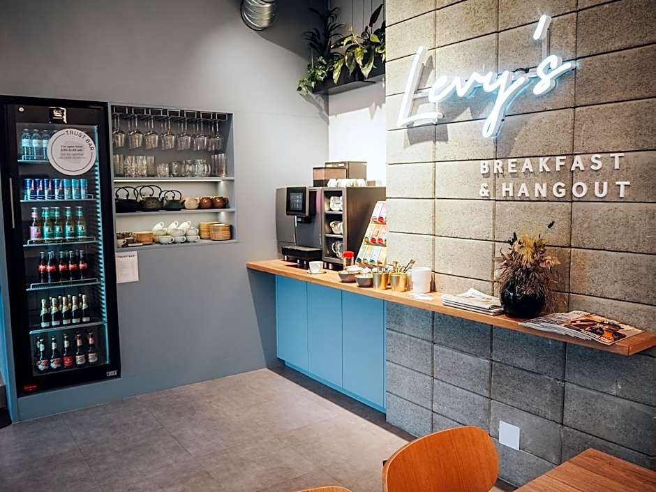 Levy's Rooms & Breakfast