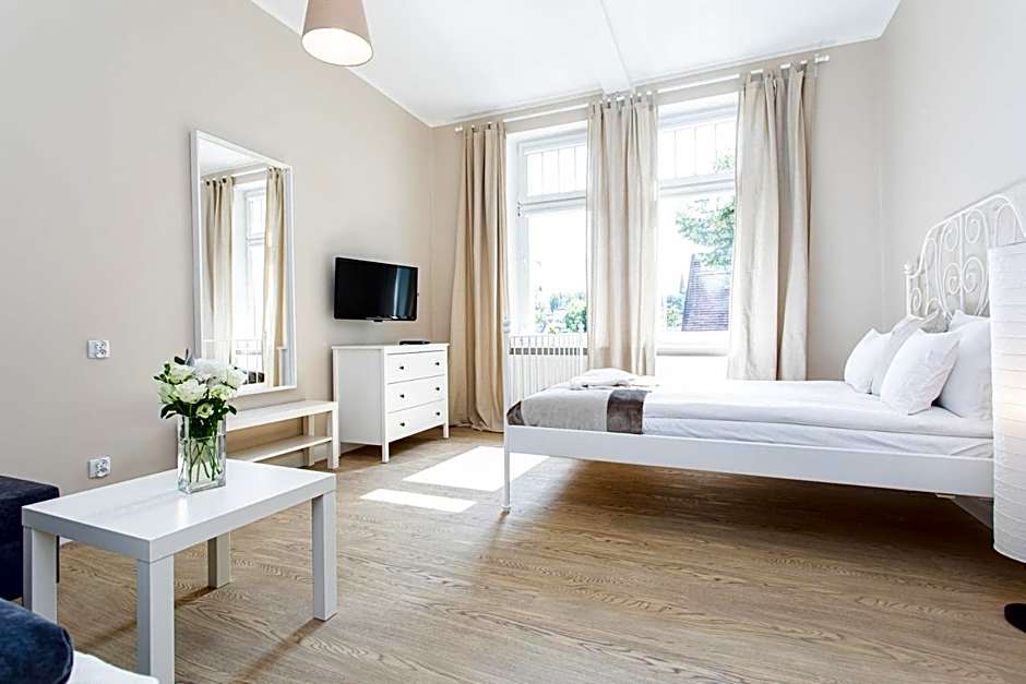 Riviera Rooms