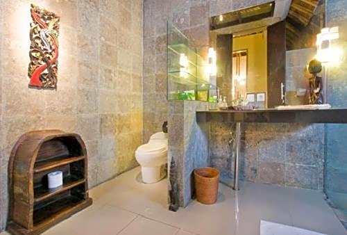 Villa Puri Darma Agung