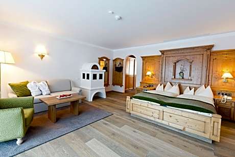 Deluxe Junior Suite