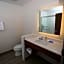 Holiday Inn Express & Suites Lincoln Airport By IHG