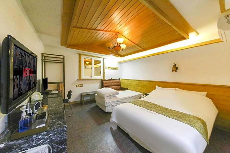 Cheonan Business Hotel