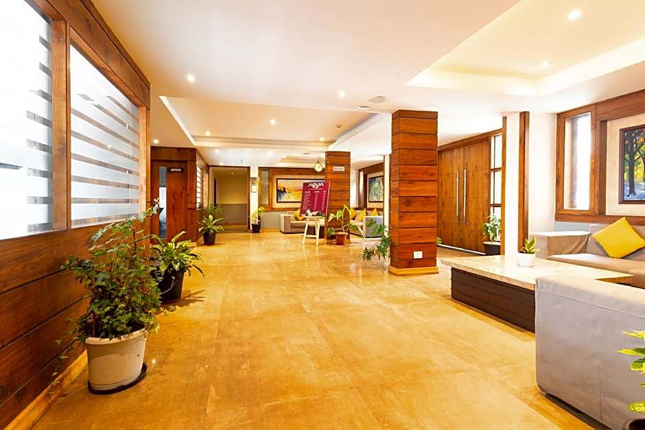 Yashshree Sanderling Mall Road