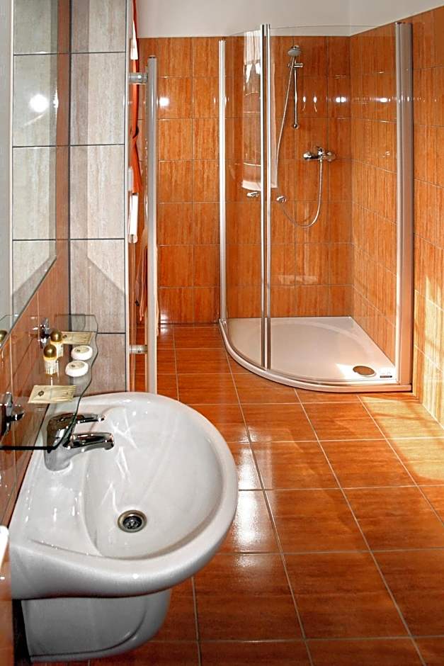 Wellness Hotel Hukvaldy POLOPENZE A WELLNESS V CENĚ