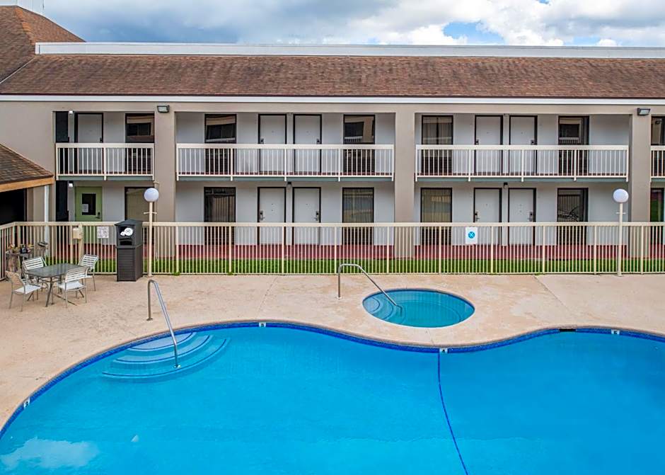 Quality Inn Kingsland