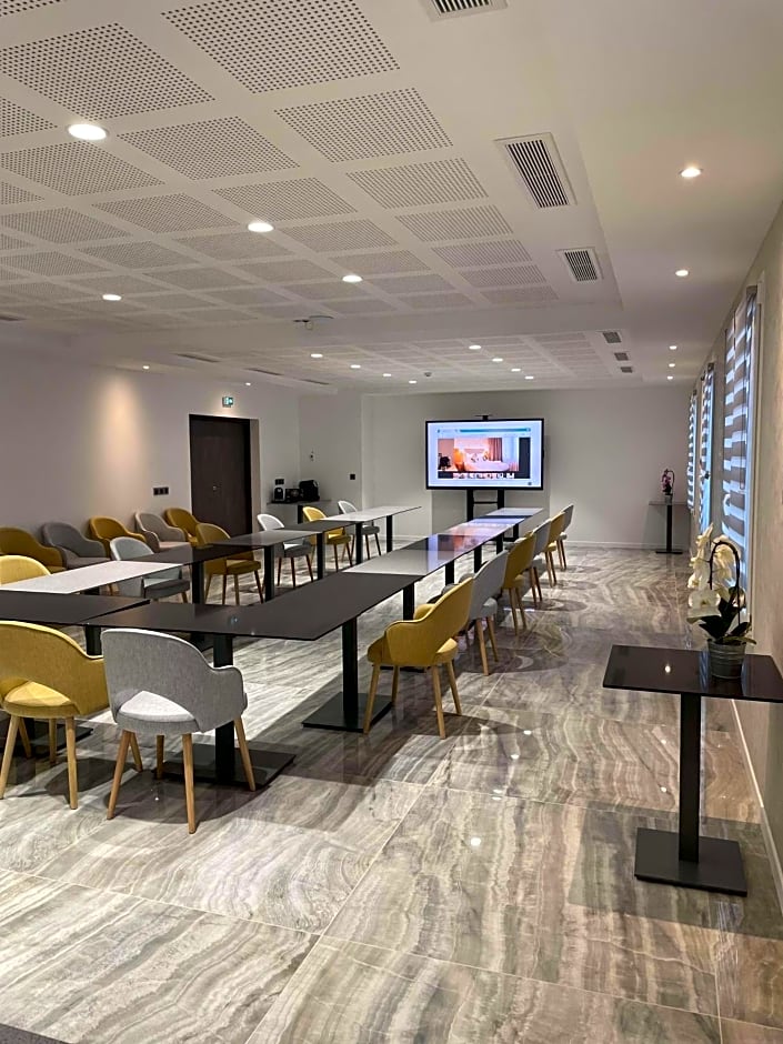 Brit Hotel Paris Orly Rungis