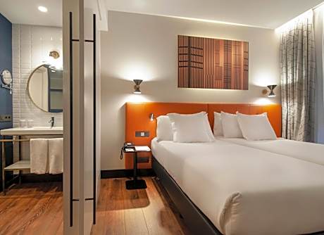 Double or Twin Room with River Views