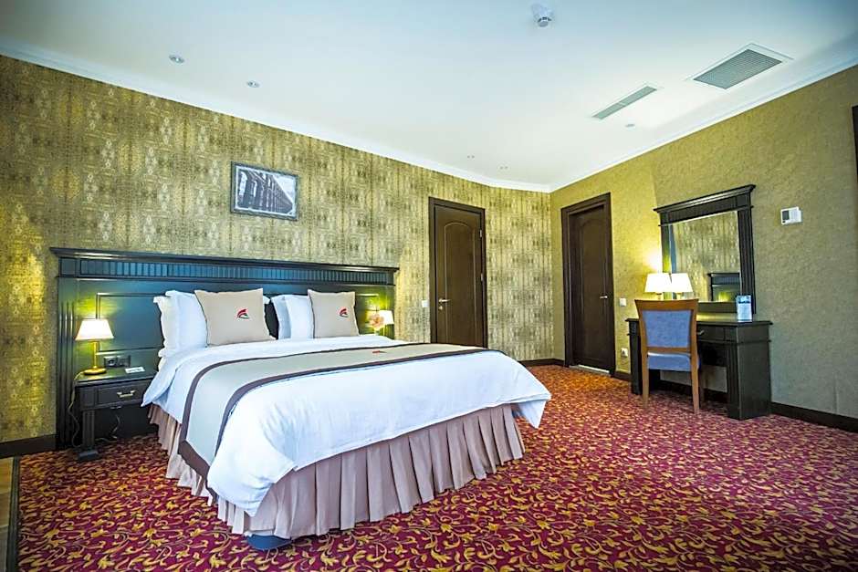 Colosseum Marina Hotel