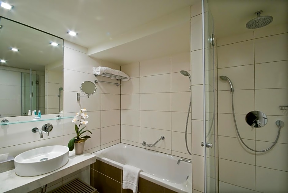 B-Aparthotels Grand Place