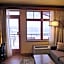 Canal Park Lodge