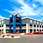 Days Inn & Suites by Wyndham Warren