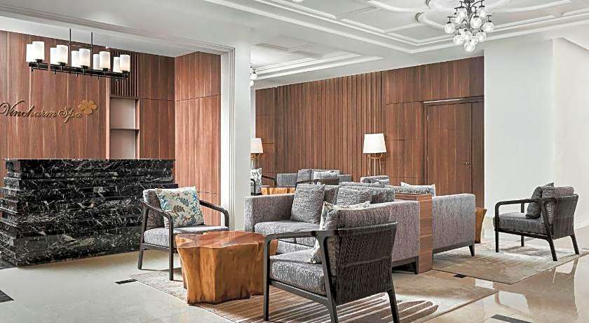 Four Points by Sheraton Lang Son