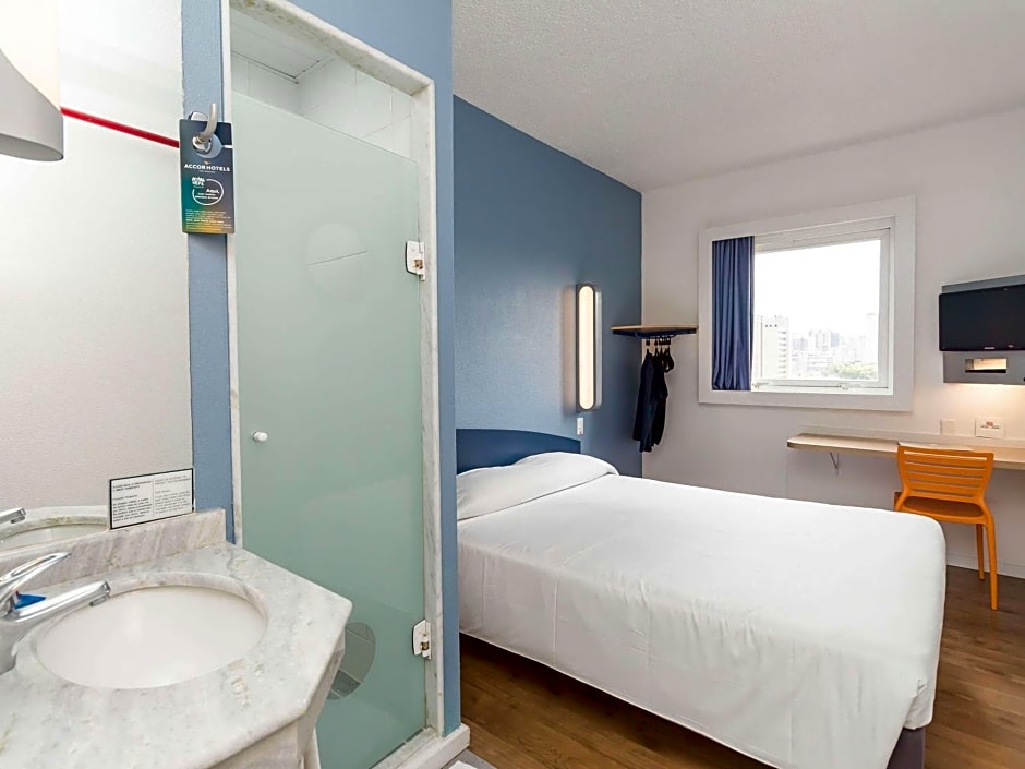 ibis budget Curitiba Centro