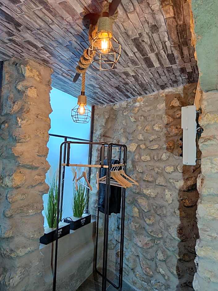 AQUA SOLAR APARTMANHÁZ