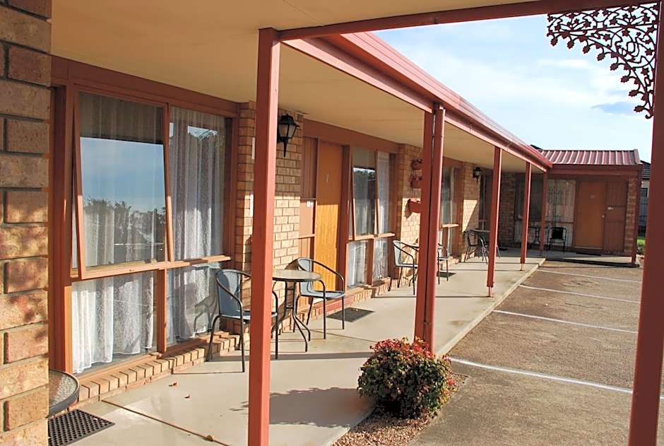 Cunningham Shore Motel
