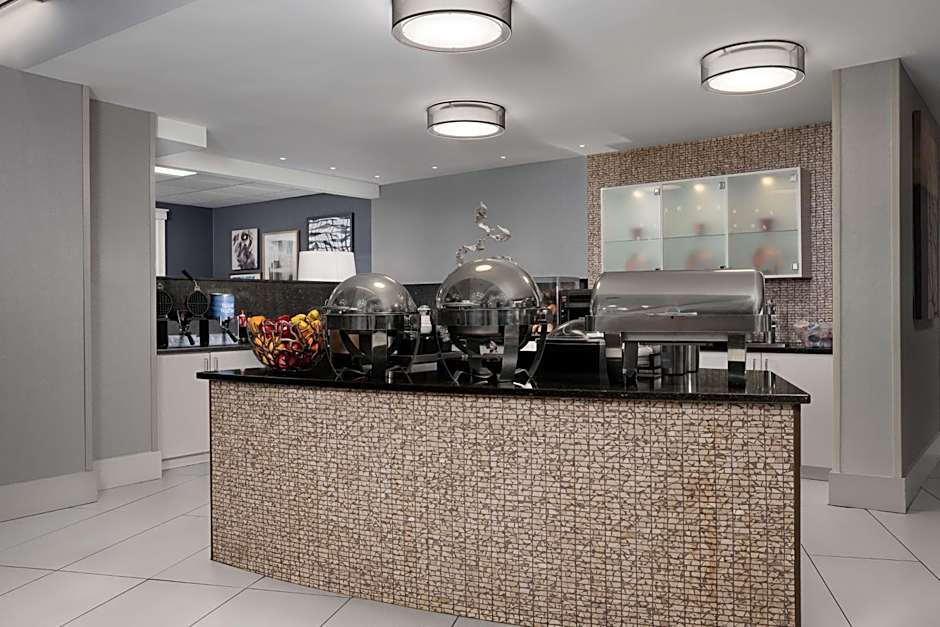 Homewood Suites By Hilton Reading