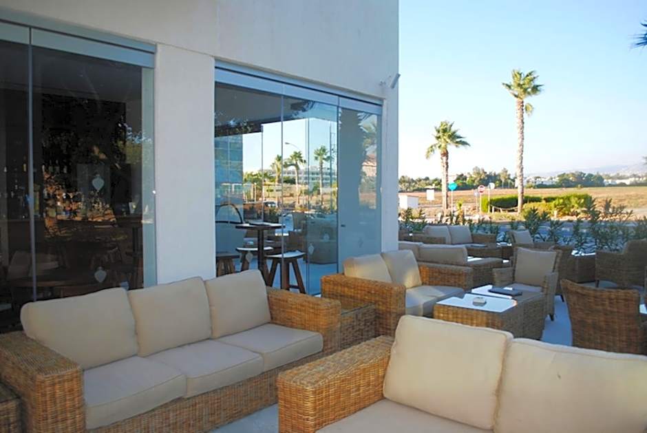 Gold Lagoon Kosher Hotel - by Amphora Hotel & Suites