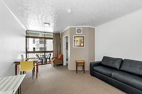 One-Bedroom Apartment with Pool View