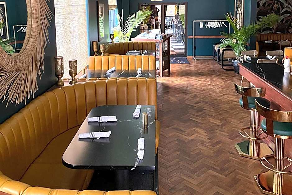 The Inn Hotel Lake Okoboji, an Ascend Collection Hotel