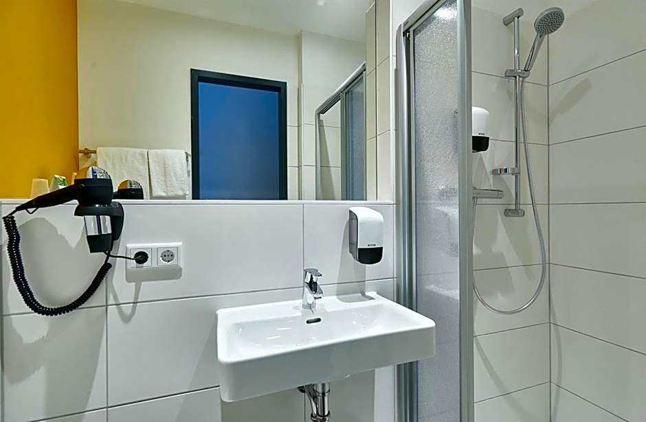 McDreams Hotel Düsseldorf-City