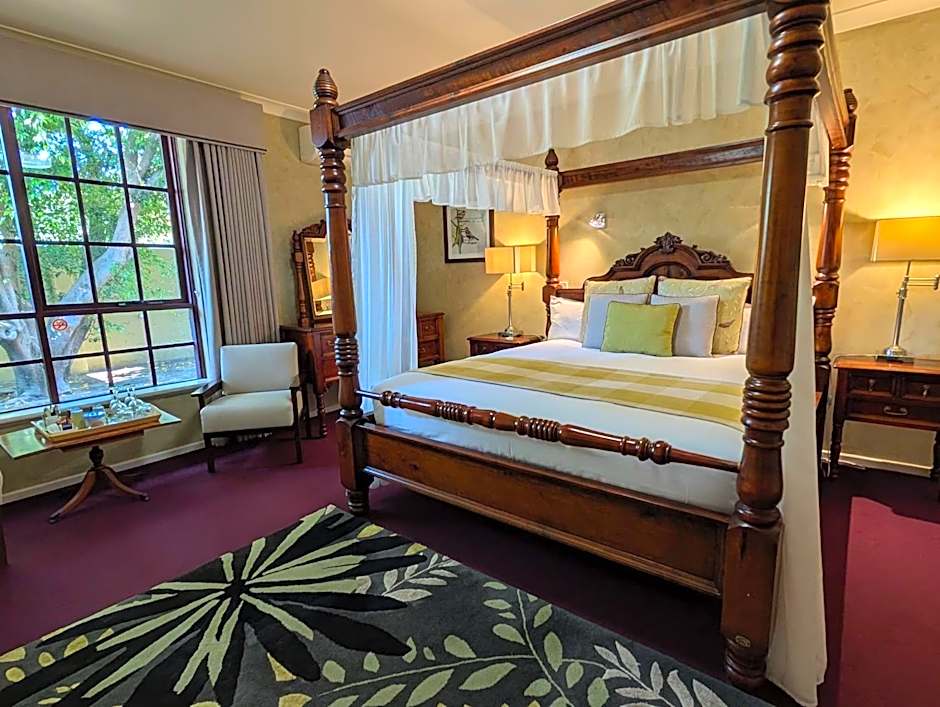 Mahogany Inn and Distillery