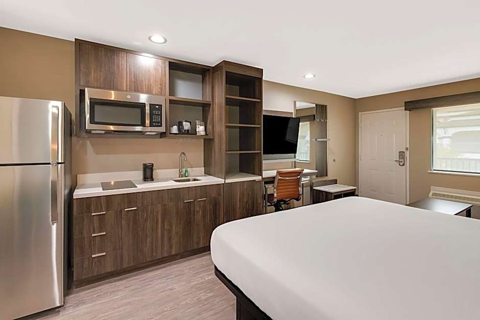 Best Western La Place Inn