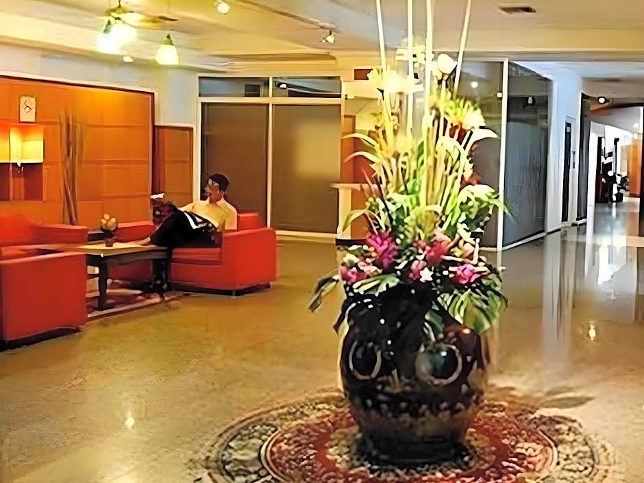 King Royal Garden Inn Hotel