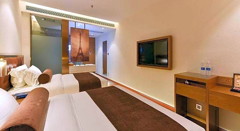 James Joyce Coffetel Shijiazhuang the Mixc Jinyuan Tower Airport Bus