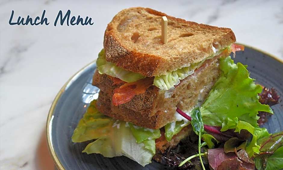 Burleigh Court Hotel and Leisure