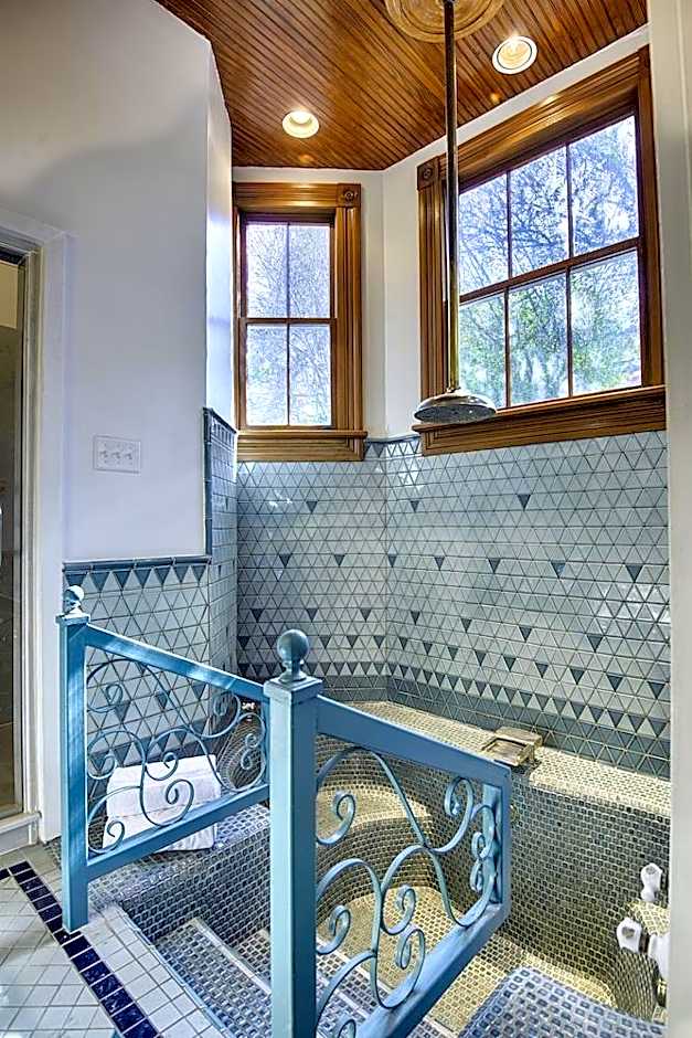 Amazing 7 BR - Next to Frenchman St