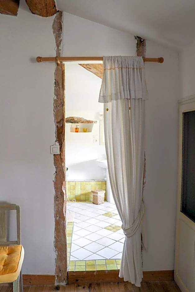 DOMAINE DE MARLAS - CHAMBRES D'HÔTES