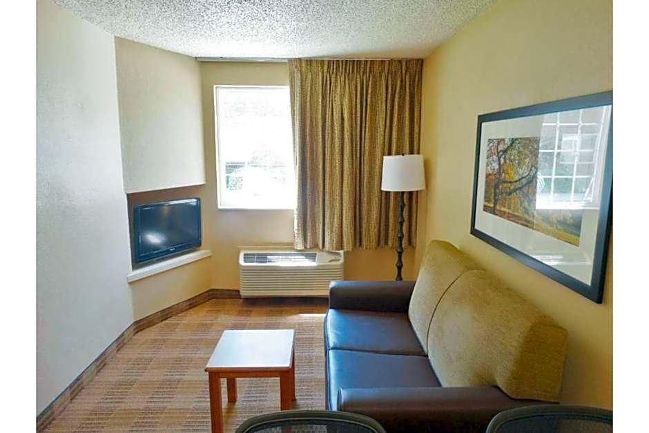 Studio 6 Extended Stay Fishkill Route 9 NY