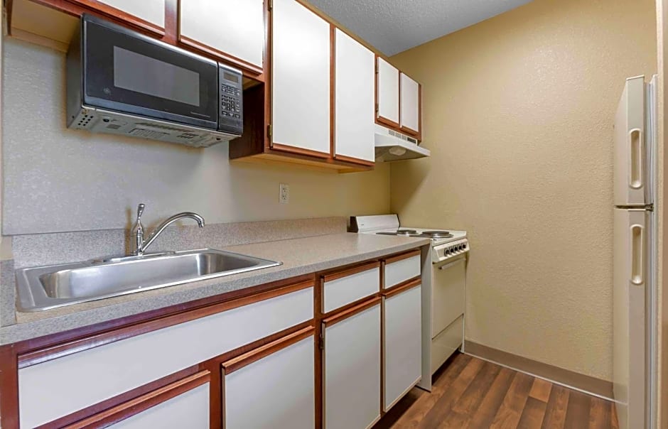 Extended Stay America Suites - Toledo - Maumee