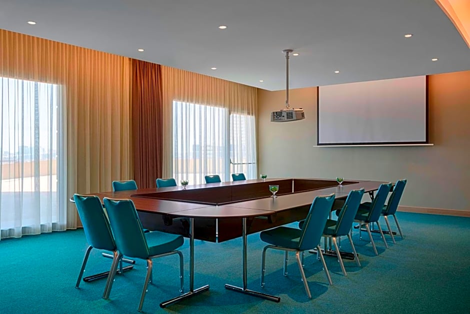 Four Points By Sheraton Oran