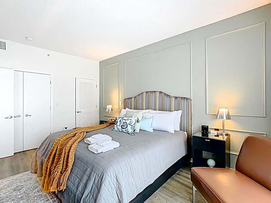 1Bed/1Bath Pet Friendly Condo at the Melia